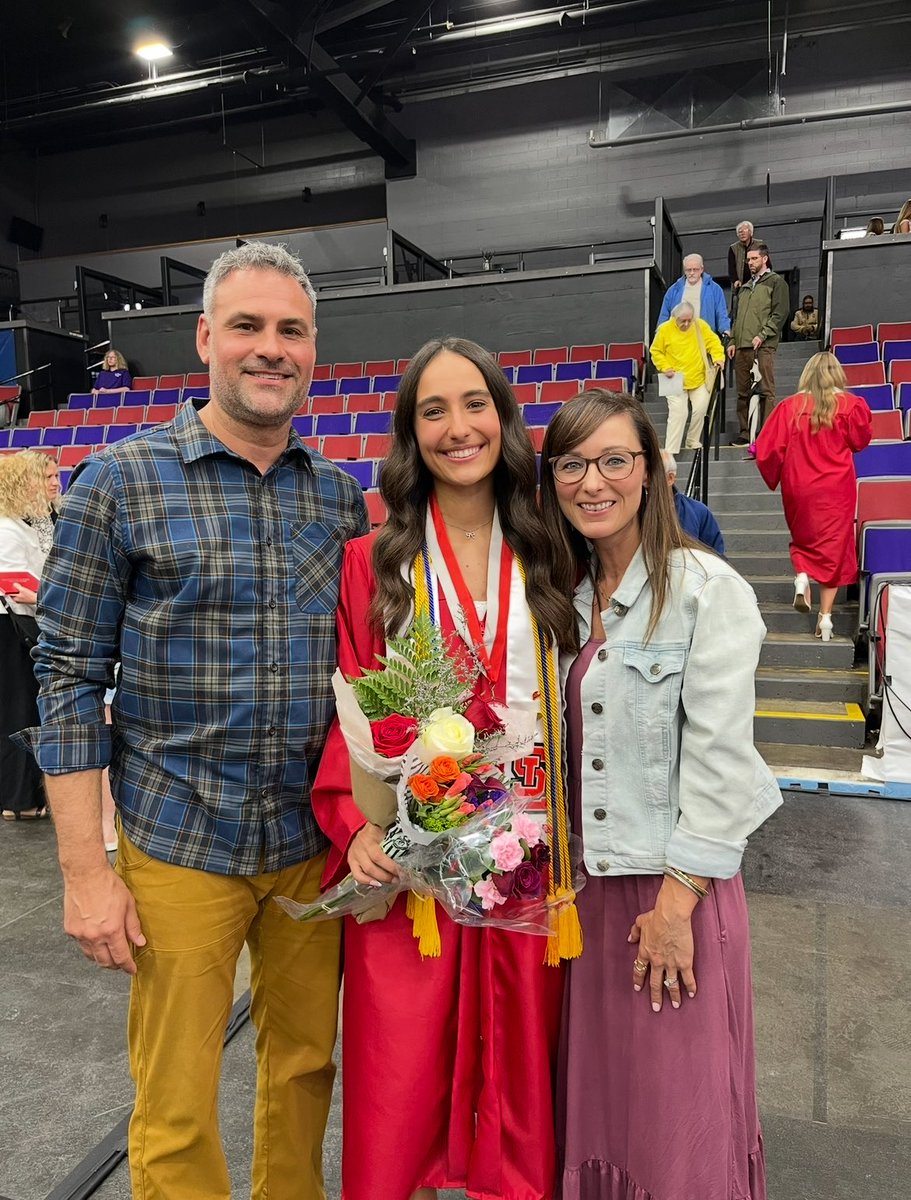 Graduated summa cum laude! Thank you, SL ❤️