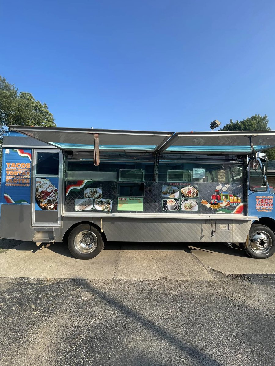 stahrmedia's tweet image. Did somebody say TACOS?!? Taco Express reached out to us to add the finishing touch to their truck, and we’re taco-bout loving the result. Check them out at 312 16th Ave., Sterling, IL—trust us, it’s worth it! 🌮

#tacotuesday #truckwraps #signage