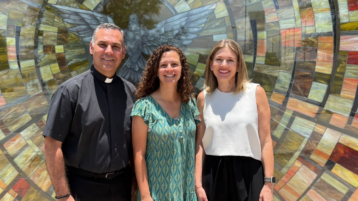 El Colegio Directivo Territorial del Norte de México nombra al P. Galo González, L.C., como miembro del Colegio Directivo de la localidad de Guadalajara Norte, del 1ero de mayo de 2025 al 31 de julio de 2028.

Conoce más en regnumchristi.mx/mexico/nuevos-…