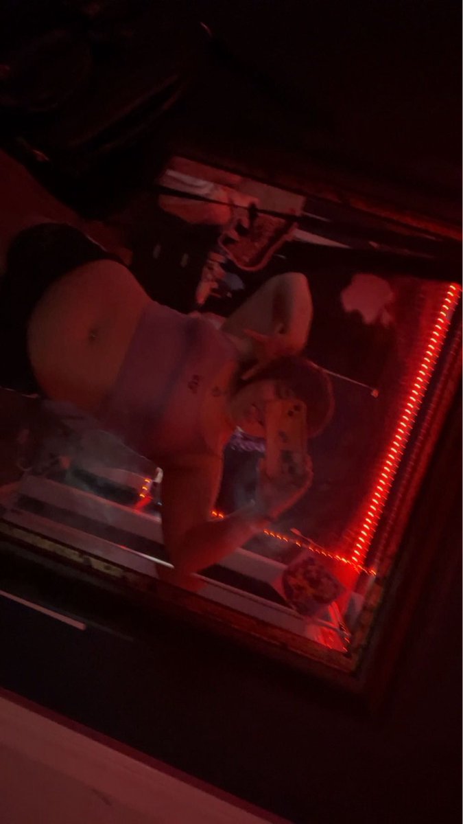 MasterLuna005's tweet photo. #paypigsfindom #findomgodess #atmfindom
#slave https://t.co/u6KoeTZCjV