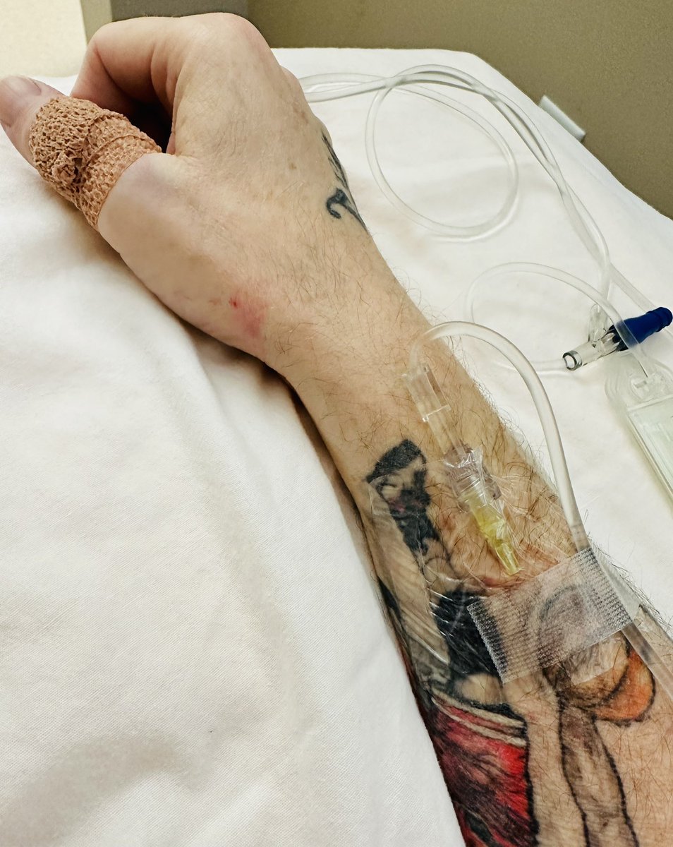 IV Chemo Treatment Day, Yay! 🤮 Make no mistake about it, Cancer sucks. It does. There is so much that you don’t know until you go through this battle. So many ups and downs. I’ve experienced every side effect imaginable between my daily oral chemo, and my IV chemo treatments.