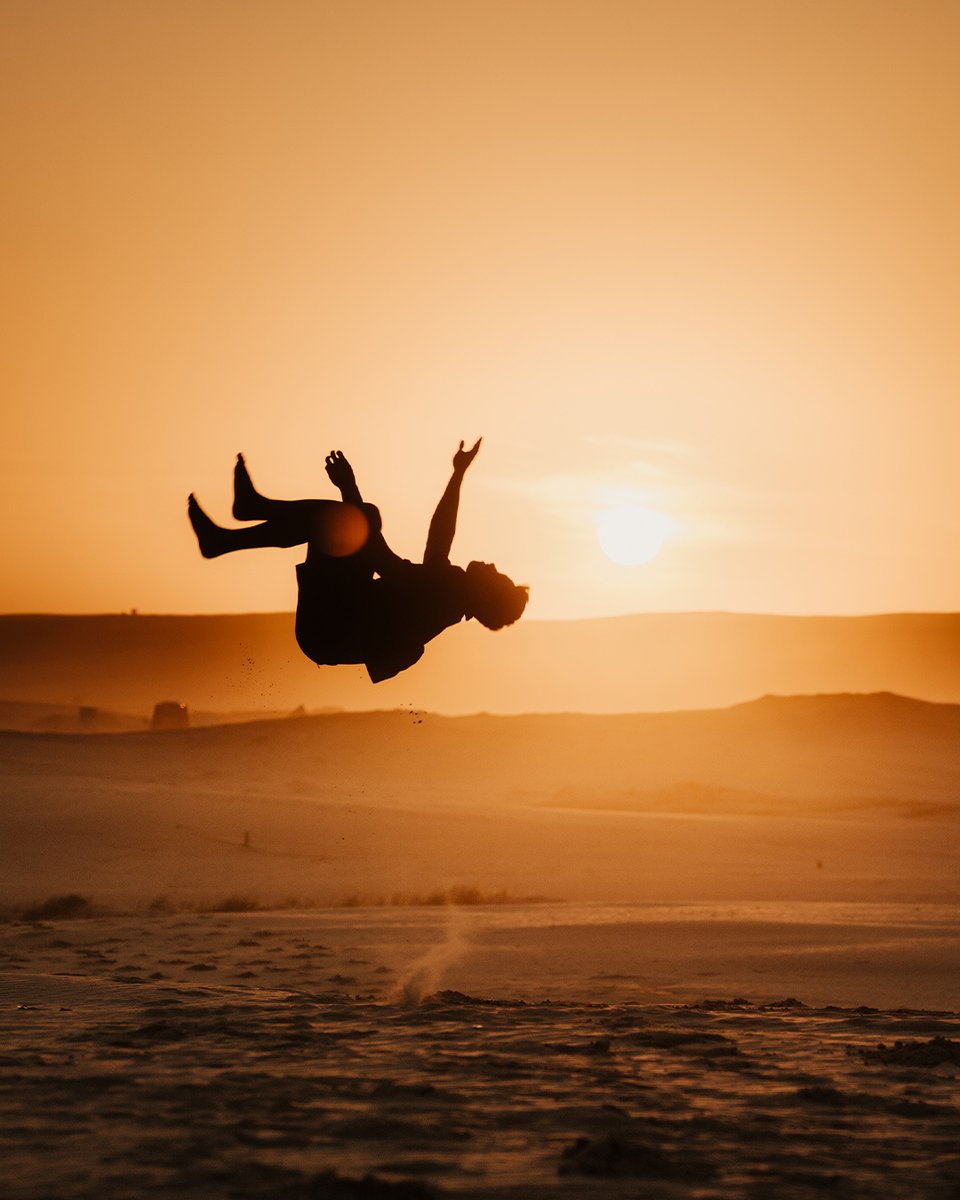 gointerstate's tweet image. 📸 A camel train at golden hour, a backflip in the dunes.
We parked up just in time to catch the light show Mother Nature put on. Not a bad front-row seat!⁠
⁠
What’s the wildest view you&apos;ve ever had from your motorhome?⁠
⁠
#vanlife #motorhome #campervan #rvlife #travel