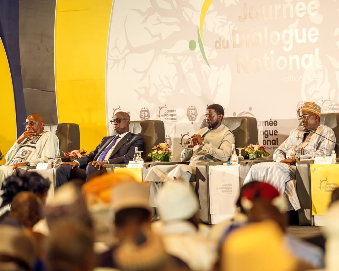 Ministère de l'Intérieur du Sénégal (@min_interieur) on Twitter photo Le Président <a href="/PR_Diomaye/">Bassirou Diomaye Faye</a> a lancé ce 28 mai le #DialogueNational au CICAD sur le thème du système politique sénégalais.
🎯 Objectif : réconciliation, réforme électorale, transparence.
Clôture prévue la semaine prochaine par le Ministre de l’Intérieur, Général Tine.
#Refondation Le Président <a href="/PR_Diomaye/">Bassirou Diomaye Faye</a> a lancé ce 28 mai le #DialogueNational au CICAD sur le thème du système politique sénégalais.
🎯 Objectif : réconciliation, réforme électorale, transparence.
Clôture prévue la semaine prochaine par le Ministre de l’Intérieur, Général Tine.
#Refondation