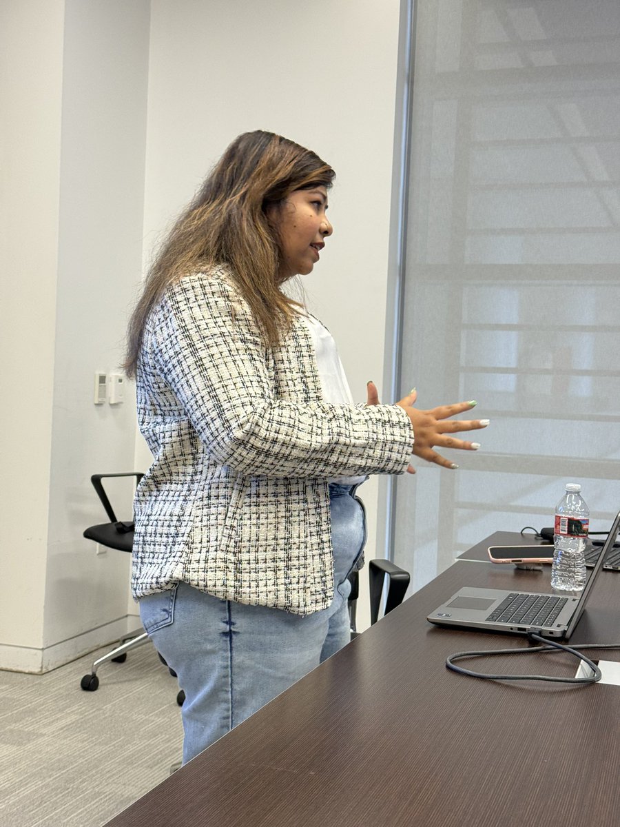 MarbanLab's tweet image. Interesting #labmeeting by Nausheen Syeara of @TTUHSC (Karamyan lab) on determinants of #BBB #permeability using #hIPSC models — is #neurolysin a viable therapeutic candidate in #stroke?