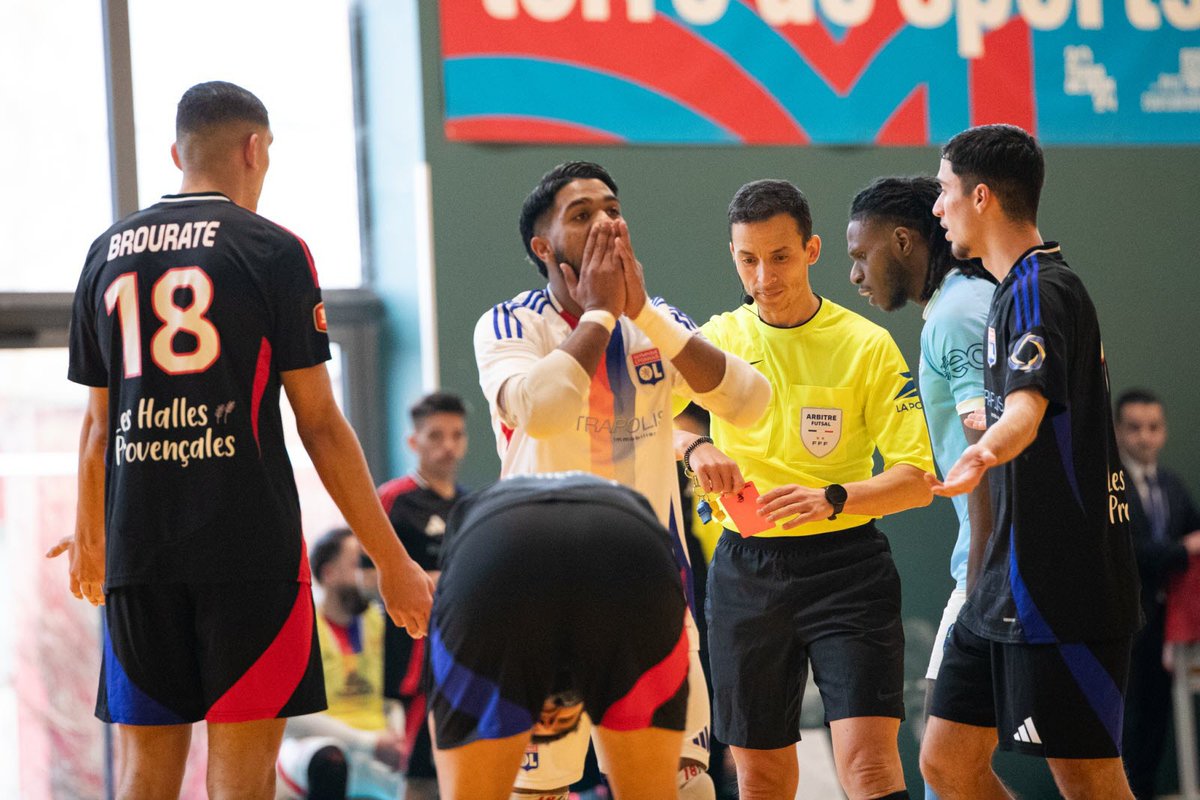 Lugdunews_'s tweet image. 🚨 CLAP DE FIN POUR LA SECTION FUTSAL DE L’OL ! 👋

Le FC Chassieu-Décines récupère les droits sportifs et assurera la relève. L’OL a disputé son dernier match le 10 mai.

La cession reste à valider par la Ligue puis la FFF. 👀

🗞️ @Le_Progres

#Futsal #OL #FCCD