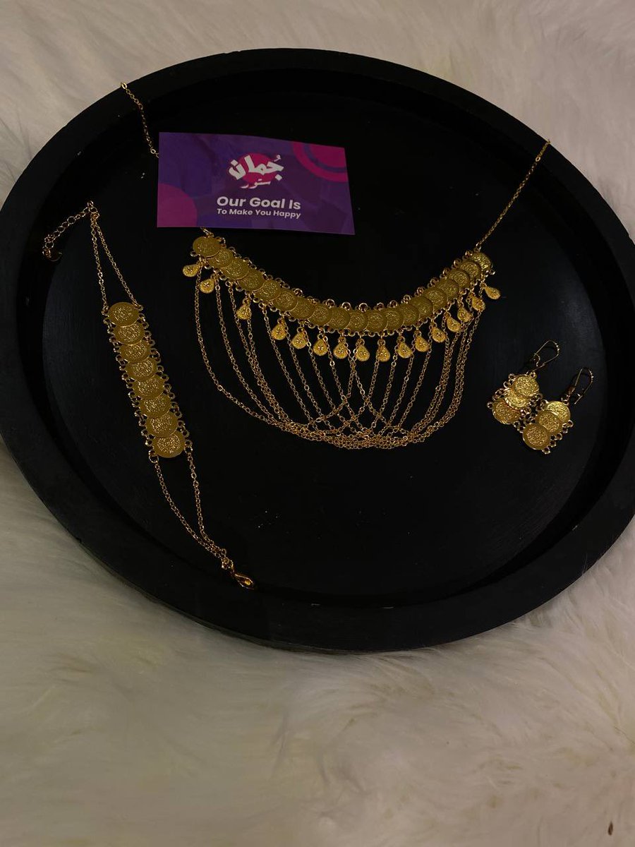 juman_store_sd's tweet photo. بناات يمين ولا يسار  ؟!

يسار لايك💜
يمين ريتويت🔁 https://t.co/6a1RdsMnAD