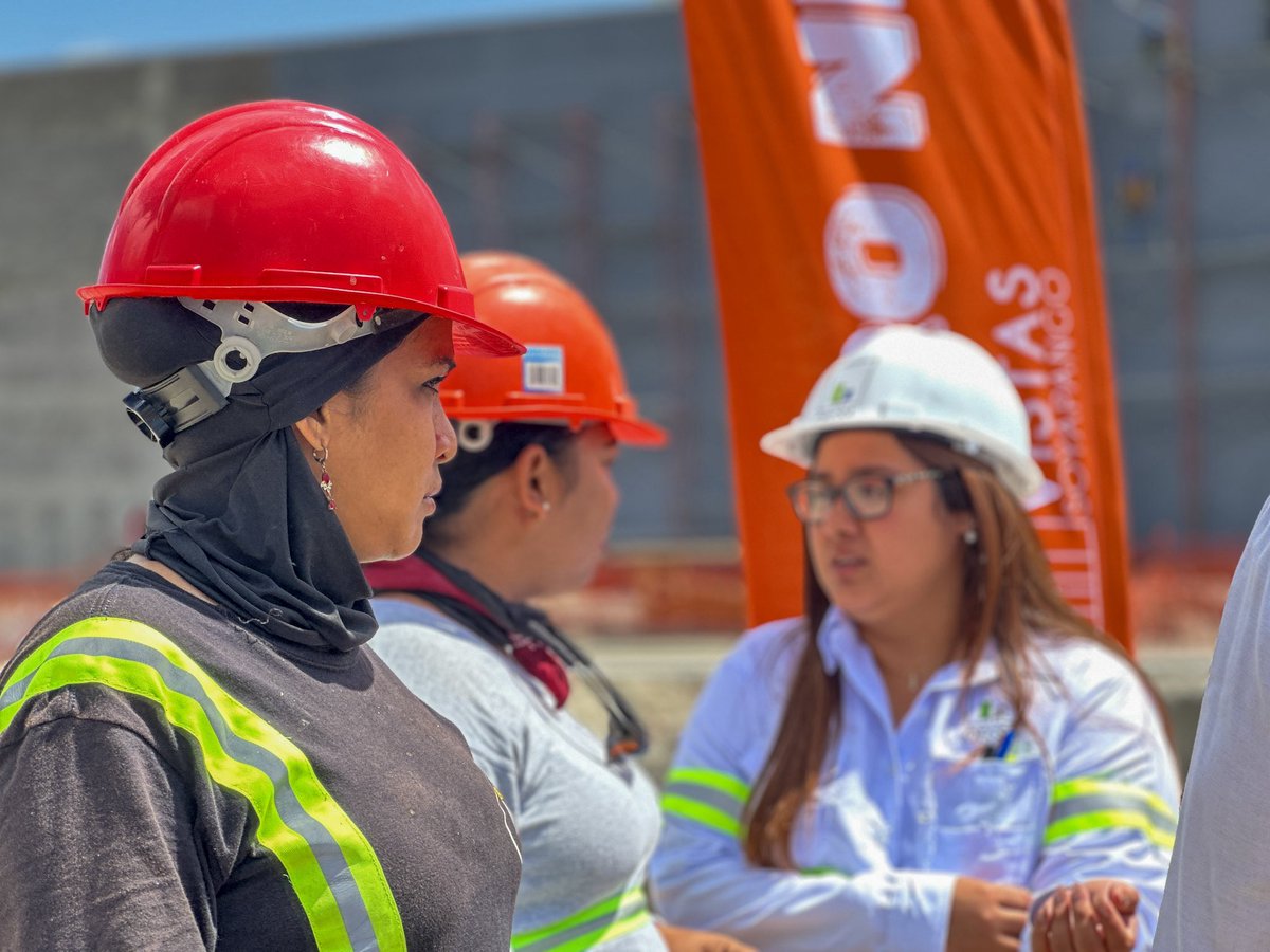 🇸🇻 INVERSIÓN / FORTALECIMIENTO DEL SECTOR PRIVADO. 
Hemos realizado una visita técnica al inicio del Proyecto Vistas Soyapango, inversión de 30milones d/d de <a href="/AgrisalSV/">AGRISAL</a>. 
Implica la utilización de un Sistema Constructivo Industrializado (y que abre la puerta a la estrategia que