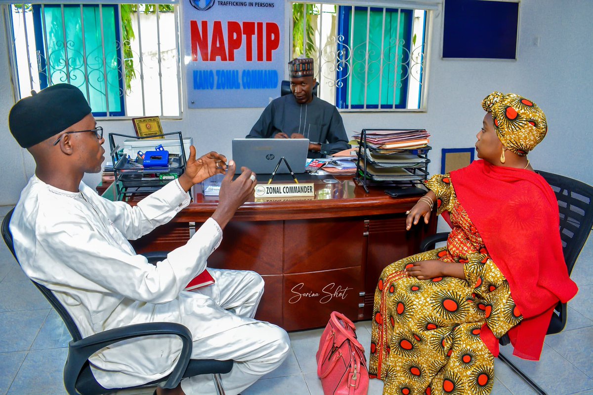 Yesterday, May 28, 2025, Nafisa S. Ibrahim (E. Administrator of CHR), Mal. Salisu Yusuf paid a courtesy visit to the NAPTIP Kano Zonal Command.