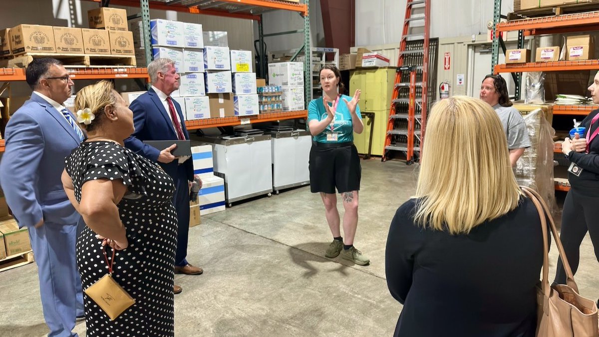SBA_StLouis's tweet photo. Huge congratulations to Tamara Keefe, founder of @ClementinesSTL, named the 2025 Missouri SBPY of the Year by the @SBAStLouis! ๐ Her dedication to her team & community is inspiring! #SmallBusiness #SBASuccess #StLouis https://t.co/ekvNQlT8jQ