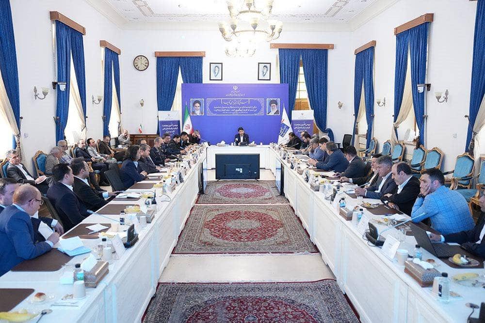 HashemiSattar's tweet image. در راستای نظارت دورهای بر کیفیت ارتباطات و انتقادات مردم از کیفیت اینترنت برخی اپراتورها، جلسهای با حضور تمامی اپراتورهای ثابت و سیار و مدیران مرتبط برگزار شد. به تمام دستاندرکاران در مورد انتقادات و گلایههای مردم تذکر داده شد و راهکارهای افزایش سرعت و کیفیت شبکه و همچنین…