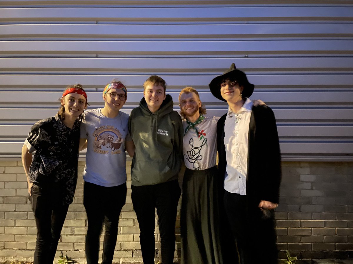 charlie is unlikely tweet media