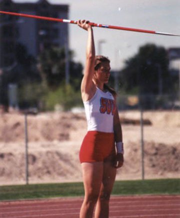 As the NCAA DI West Prelims heat up, here's a throwback to a 2000 javelin thrower 🔥

Image courtesy of SUU Library Special Collections 📚 

#TBirdNation ⚡️ #RaiseTheHammer