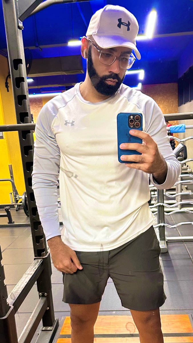 El propósito principal de ir al gimnasio. Aparte de quemar calorías es verle las nalgas a los tigres jjj