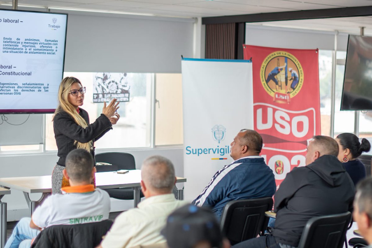 Supervigilancia (@supervigilancia) on Twitter photo La Superintendente <a href="/parra_yenniffer/">Yenniffer Parra</a> acompañó la jornada de socialización de los derechos fundamentales del trabajo, en el marco del Convenio entre @Supervigilancia y @Mintrabajo, para el fortalecimiento de derechos de mujeres y hombres de la vigilancia privada en Colombia La Superintendente <a href="/parra_yenniffer/">Yenniffer Parra</a> acompañó la jornada de socialización de los derechos fundamentales del trabajo, en el marco del Convenio entre @Supervigilancia y @Mintrabajo, para el fortalecimiento de derechos de mujeres y hombres de la vigilancia privada en Colombia