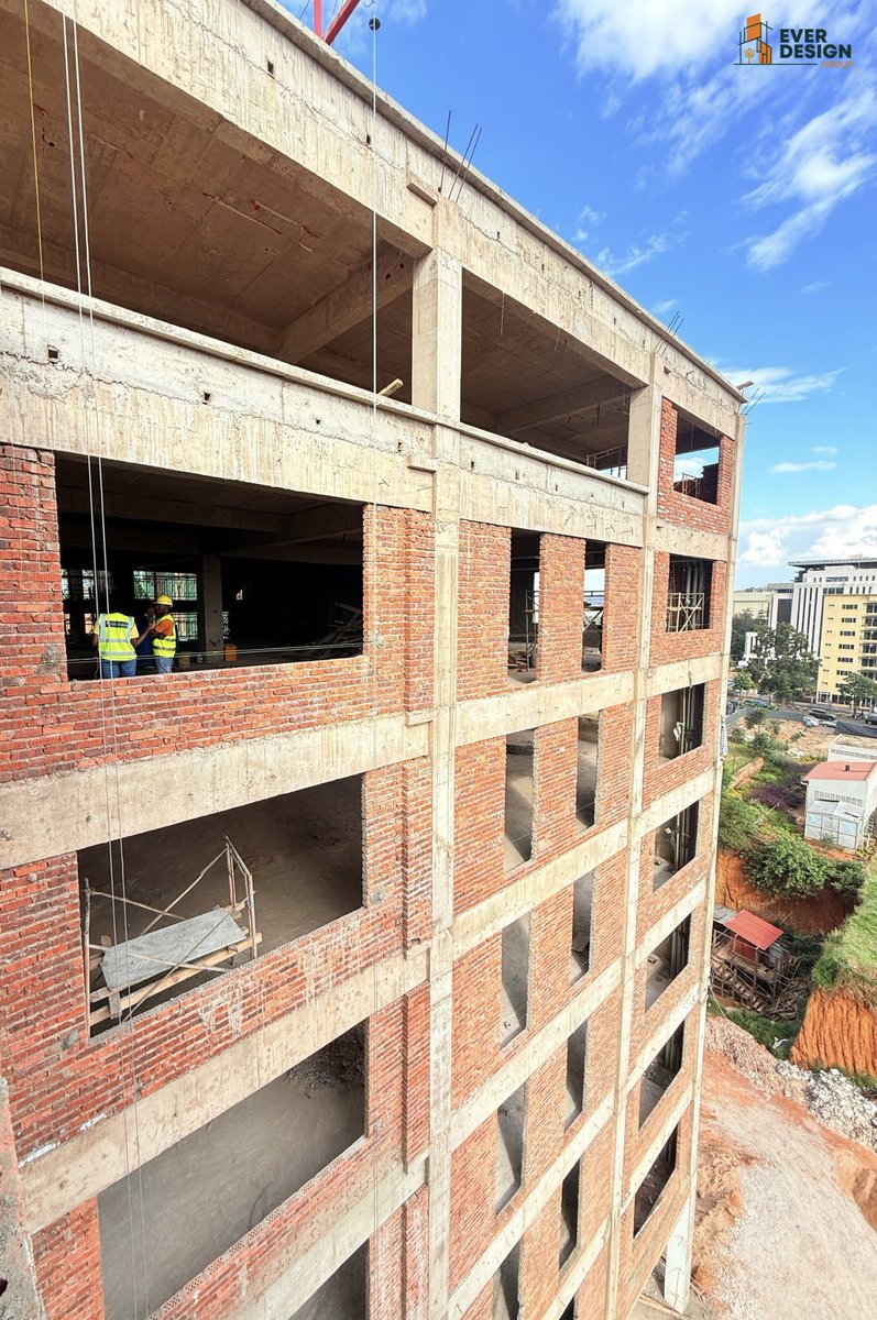 everdesigngroup's tweet image. 👷♂️ Today, we had a productive site visit at the Umuyenzi City Center project .
🏗️ Ours visits are key to tracking progress, verifying quality, ensuring safety on-site and keep the project on track.
The work is taking shape!
#EverDesignGroup