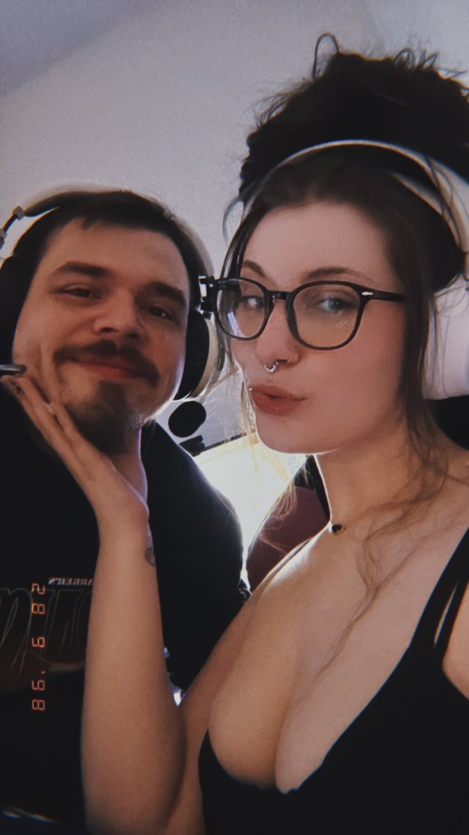 duo shii 💟 <a href="/RRemarKz/">Nick Kirby</a>