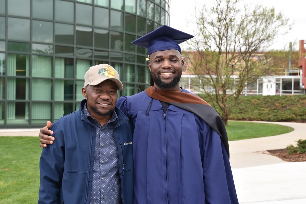 More moments from the SFA Hooding Ceremony—because one post wasn’t enough to capture all the joy, pride, and celebration! Spot a familiar face? Share a memory or shout out a grad who inspires you. #UConn #graduation