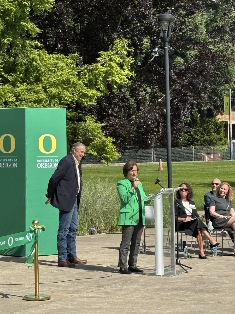 University of Oregon College of Education Dean (@uoeducationdean) on Twitter photo I am thrilled that to be at <a href="/UOPortland/">UO Portland</a> campus grand opening where <a href="/SenJeffMerkley/">Senator Jeff Merkley</a> and <a href="/RepBonamici/">Suzanne Bonamici</a> speak to the importance of higher education in driving innovation, societal impact, and well-being. 💚💛 <a href="/uoregon/">University of Oregon</a> <a href="/uoeducation/">University of Oregon College of Education</a> I am thrilled that to be at <a href="/UOPortland/">UO Portland</a> campus grand opening where <a href="/SenJeffMerkley/">Senator Jeff Merkley</a> and <a href="/RepBonamici/">Suzanne Bonamici</a> speak to the importance of higher education in driving innovation, societal impact, and well-being. 💚💛 <a href="/uoregon/">University of Oregon</a> <a href="/uoeducation/">University of Oregon College of Education</a>