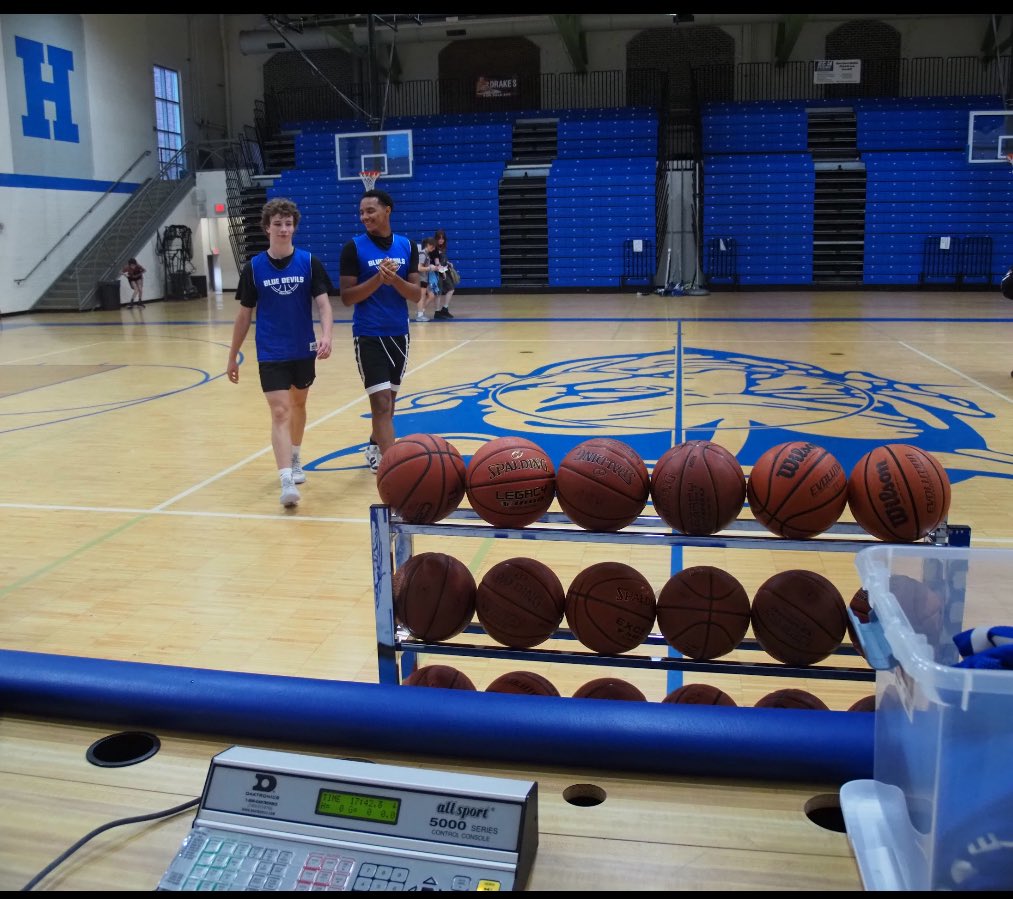 MRHBball tweet media