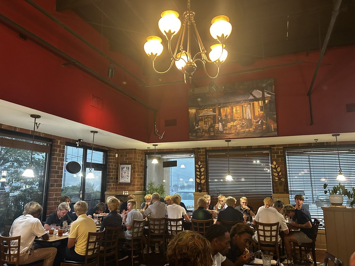 RobersonRams's tweet image. The #TCMOB is in Burlington… great send off in the AM, practice at Elon, Team Meal in the PM… it’s great to be back!