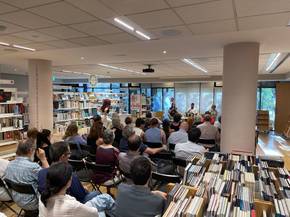 Seminario Foucault Complutense (@sfoucaultc) on Twitter photo Hace un par de días tuvimos a María García Pérez y a Diogo Sardinha en el <a href="/IF_Madrid/">Institut français de Madrid</a> hablándonos de Foucault y Deleuze para nuestro Seminario "Debates y combates de la filosofía francesa".
Si no pudieron asistir, aún pueden ver la sesión en nuestro canal: youtube.com/live/DUDiv3ZKM… Hace un par de días tuvimos a María García Pérez y a Diogo Sardinha en el <a href="/IF_Madrid/">Institut français de Madrid</a> hablándonos de Foucault y Deleuze para nuestro Seminario "Debates y combates de la filosofía francesa".
Si no pudieron asistir, aún pueden ver la sesión en nuestro canal: youtube.com/live/DUDiv3ZKM…