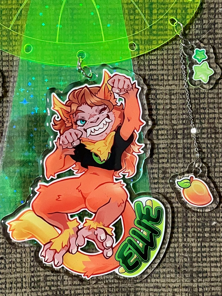 Ellie 🙊 (@mango_teeth) on Twitter photo OBSESSED WITH MY NEW ELLIE UFO BADGE FROM <a href="/ElkingArt/">Elking 🦌 Streams comms weekly!</a>!!! THANK YOU SO MUCH THIS IS AMAZING!!!!! OBSESSED WITH MY NEW ELLIE UFO BADGE FROM <a href="/ElkingArt/">Elking 🦌 Streams comms weekly!</a>!!! THANK YOU SO MUCH THIS IS AMAZING!!!!!