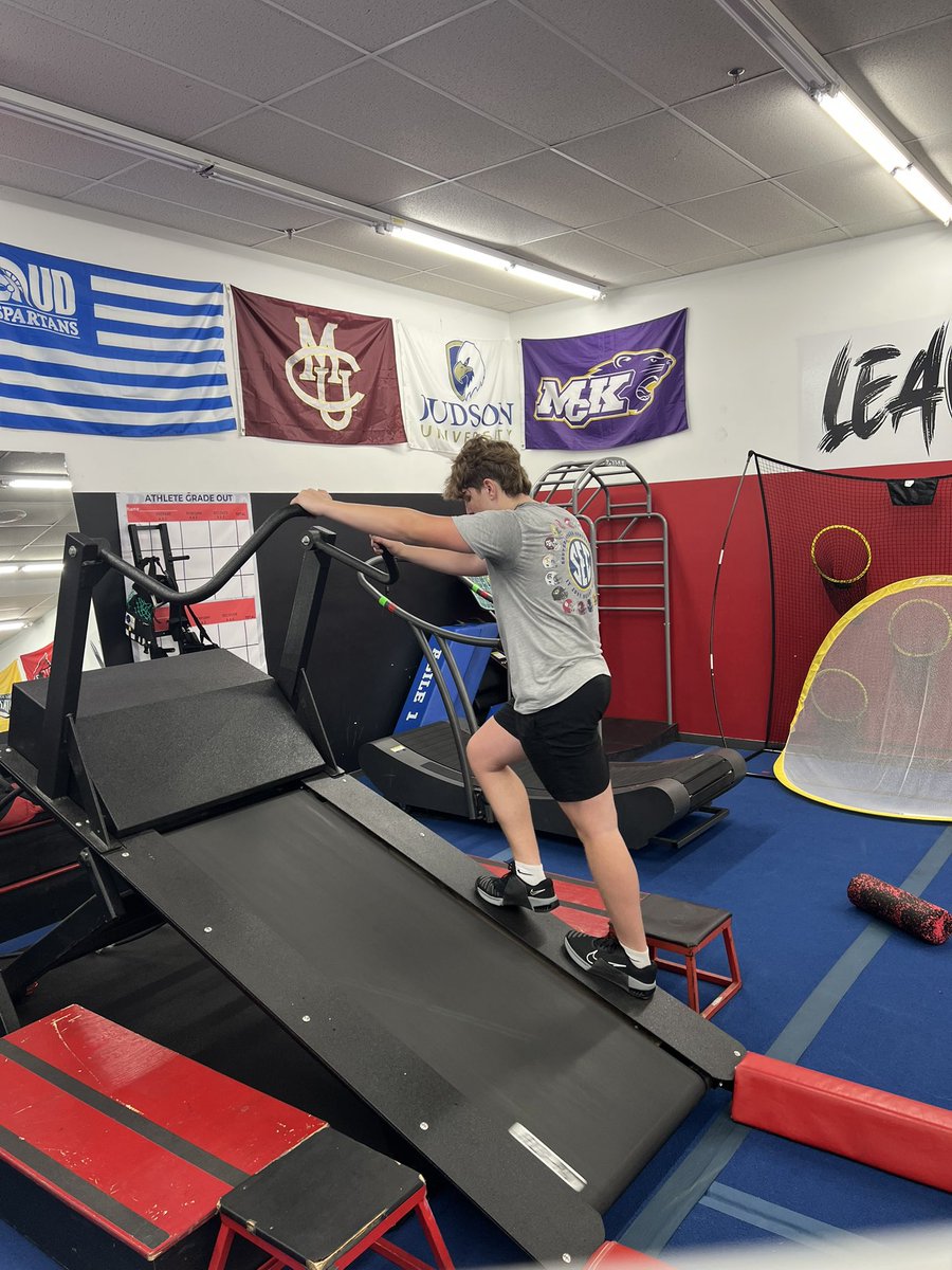 Logan Schmittle tweet media