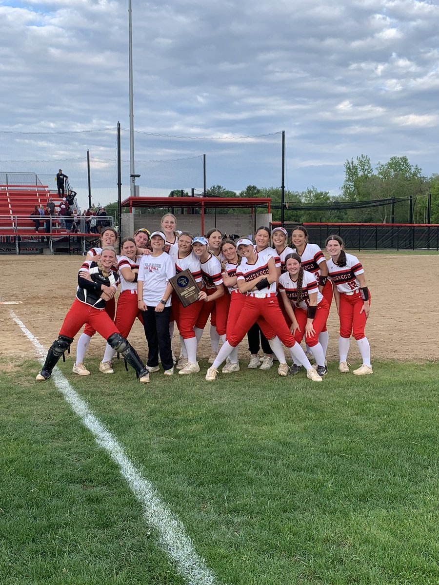 Our Warriors are WIAA Regional CHAMPIONS! Great 4-1 victory. The job is not done yet! Let’s GO! #mhspride <a href="/1WarriorMHS/">1WARRIOR</a> <a href="/MuskegoNorwaySc/">Muskego-Norway Schools</a>