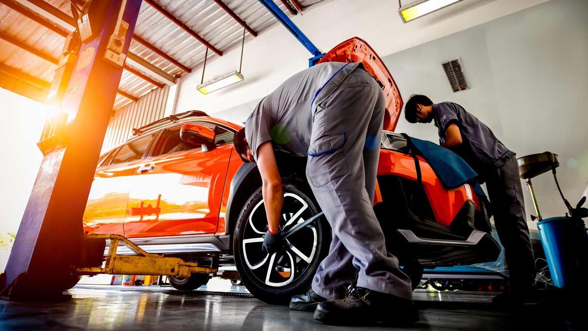 Car Brands Ranked by Maintenance and Repair Costs Over Time. Tesla costs the least and German brands the most in CR’s exclusive analysis. #CarBrands #RepairCosts buff.ly/b2MbT9p