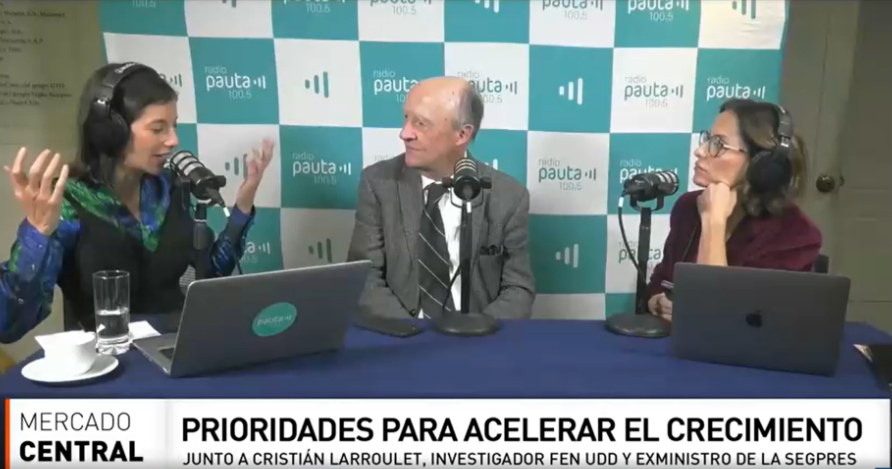 Negocios UDD (@negociosudd) on Twitter photo 🔵ENTREVISTA | Hoy nuestro profesor investigador <a href="/clarroulet/">Cristián Larroulet Vignau</a>, conversó en <a href="/Pauta_cl/">Radio Pauta</a> sobre el rol del Banco Central en la estabilidad económica y valoró la iniciativa de internacionalizar el peso chileno. #NuevosVientosdelaeconomía2025
➡️Revísala aquí: pauta.cl/actualidad/202… 🔵ENTREVISTA | Hoy nuestro profesor investigador <a href="/clarroulet/">Cristián Larroulet Vignau</a>, conversó en <a href="/Pauta_cl/">Radio Pauta</a> sobre el rol del Banco Central en la estabilidad económica y valoró la iniciativa de internacionalizar el peso chileno. #NuevosVientosdelaeconomía2025
➡️Revísala aquí: pauta.cl/actualidad/202…
