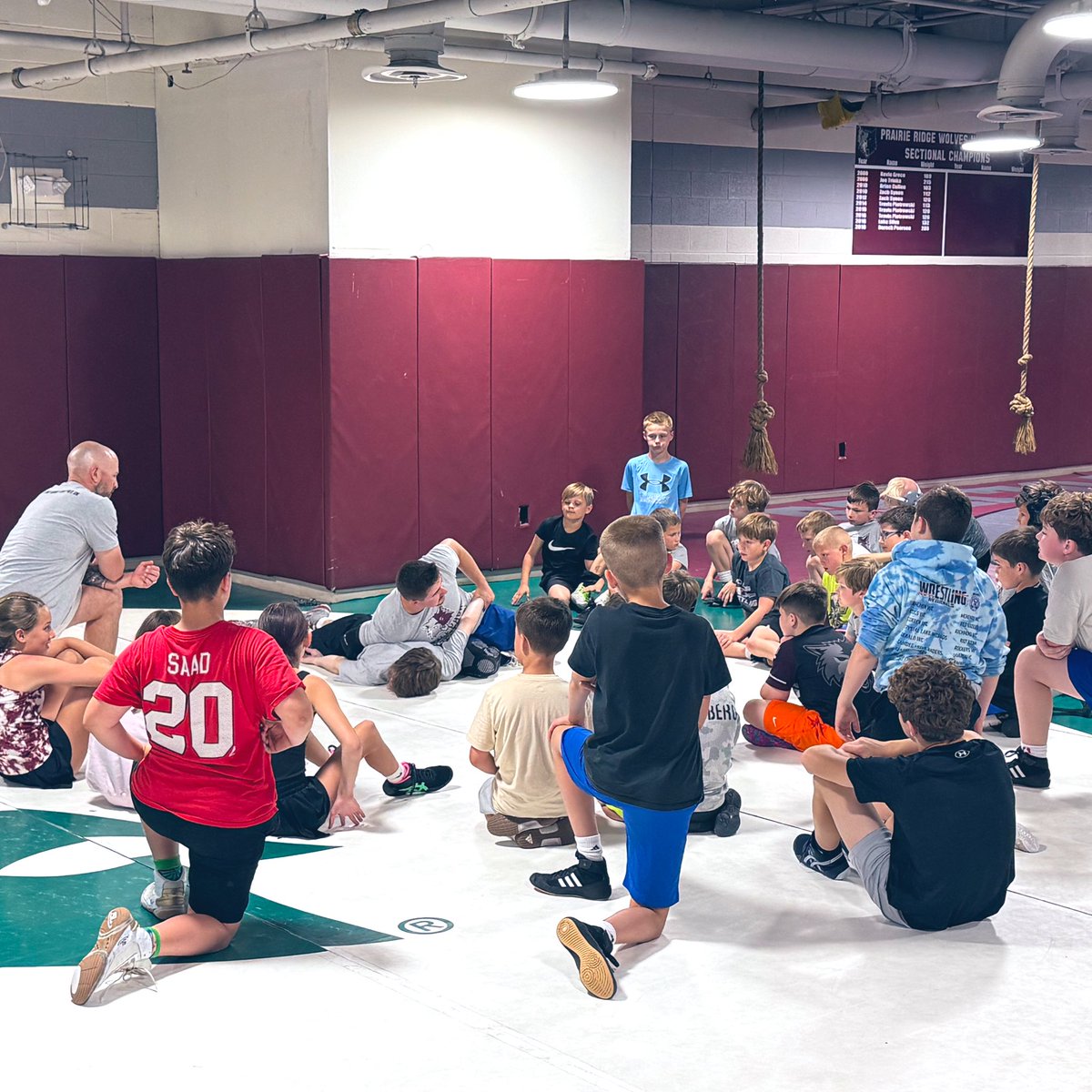 Wolves_WC's tweet image. Night 3: The grind is real and the Jr. Wolves aren’t letting up! 💪🐺 Technique is tighter, moves are cleaner, and confidence is climbing. This crew came to WORK. 🤼‍♂️

#WeRPR #JrWolves #NextLevel #MatTimeMomentum