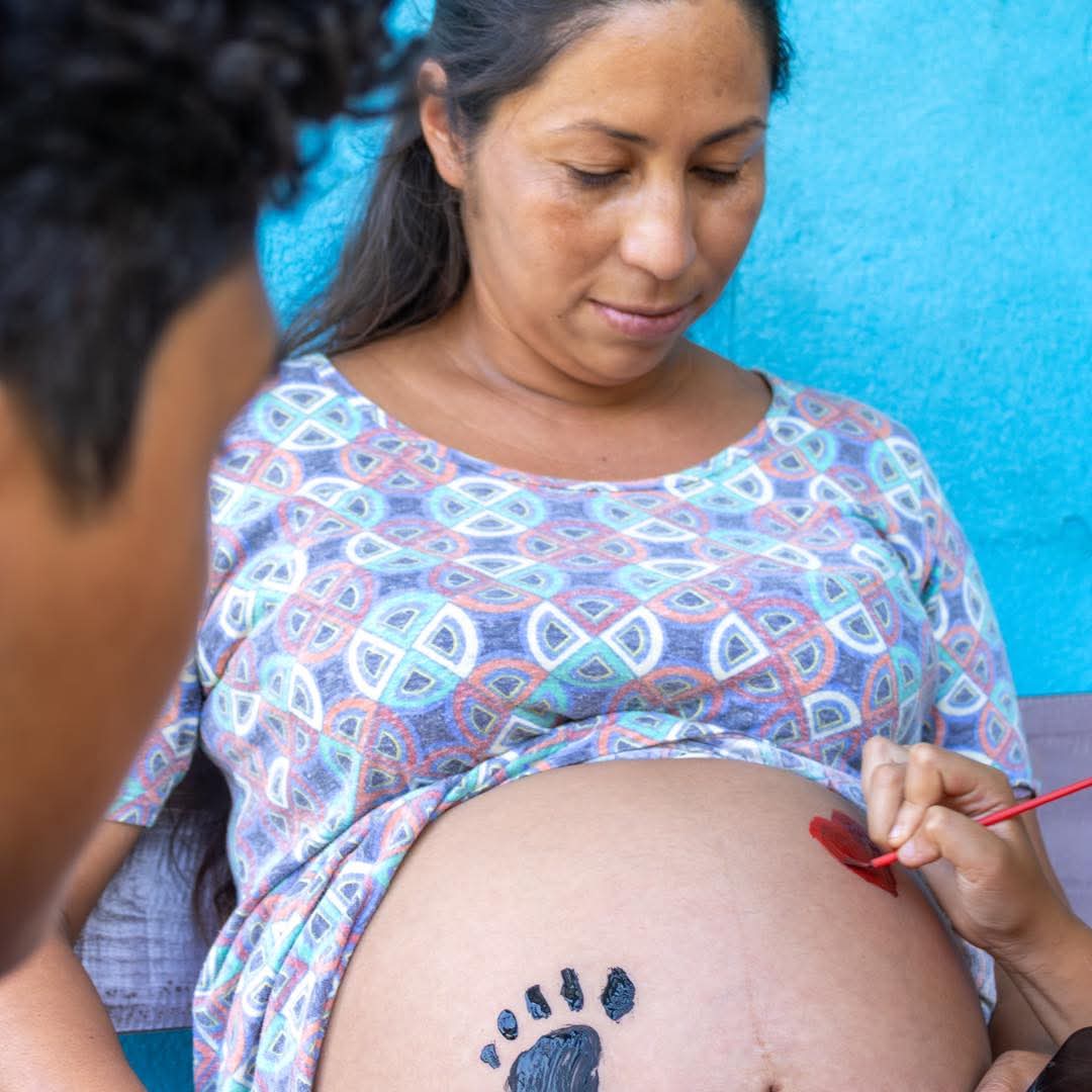 En Dipilto celebramos a las madres con amor y alegría en la casa materna Imelda López, reafirmando el compromiso del GRUN con la vida y la familia. 💖🤰👶
#SomosUNAN
#ManaguaSandinista
#4619SiempreMásAllá