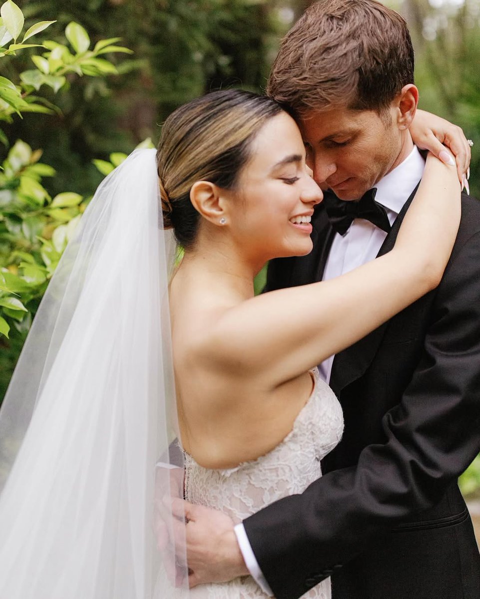 AllyBrooke's tweet image. 5-3-25
ONE FOREVER 
TO THE BEST MOST BEAUTIFUL SPECIAL NIGHT OF OUR WHOLE LIVES 
THAT WE WILL NEVER FORGET