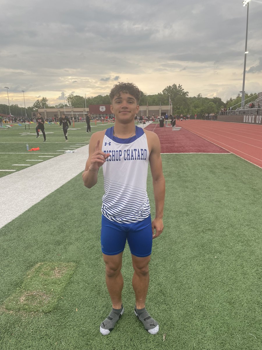 ⚡️State Qualifier⚡️

💿School Record💿

Phoenix Boyer places 🥈, advances to state, and breaks the previous school record by over 0.6s in the 300m hurdles with a 37.06💨💨💨