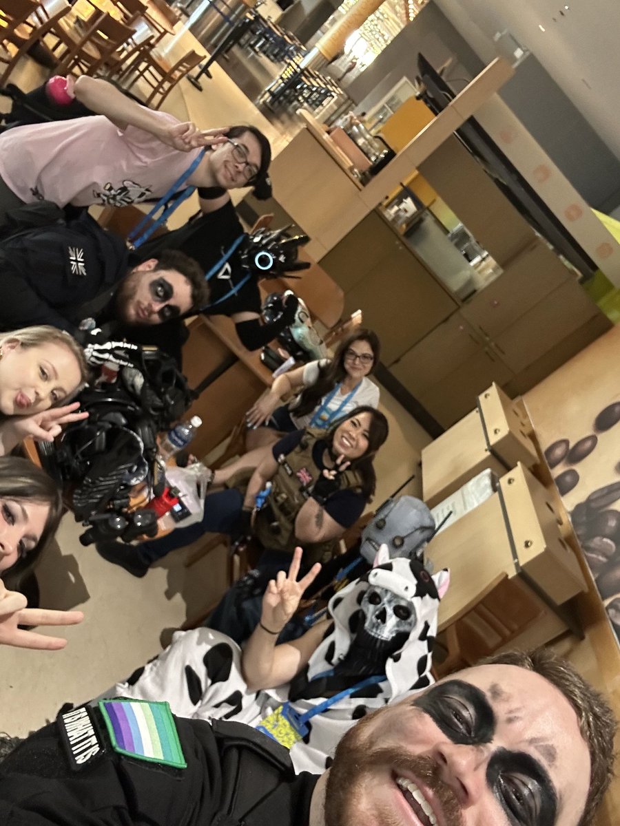 <a href="/DreamHackNA/">DreamHack North America</a> Best convention crew ever!
