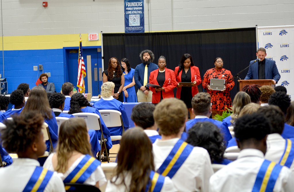 Here are a few photos from Lewisville High School’s Senior Awards Ceremony. Congratulations to the Class of 2025! A special congratulations to the 2025 Salutatorian - Madeline Grant, and 2025 Valedictorian - Reese Hollis!