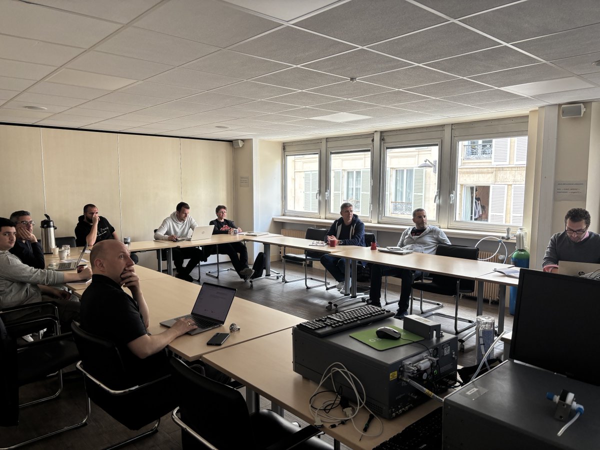 💨 Our EMEA team led air quality monitoring training for ATMO France at AirParif in Paris, near Notre Dame! 🌍 We shared hands-on demos + expert insights.

👉 Blog + slides: hubs.la/Q03pQ4sq0

#AirQuality #Picarro #ATMOFrance #AmmoniaMonitoring #AirParif #GHG