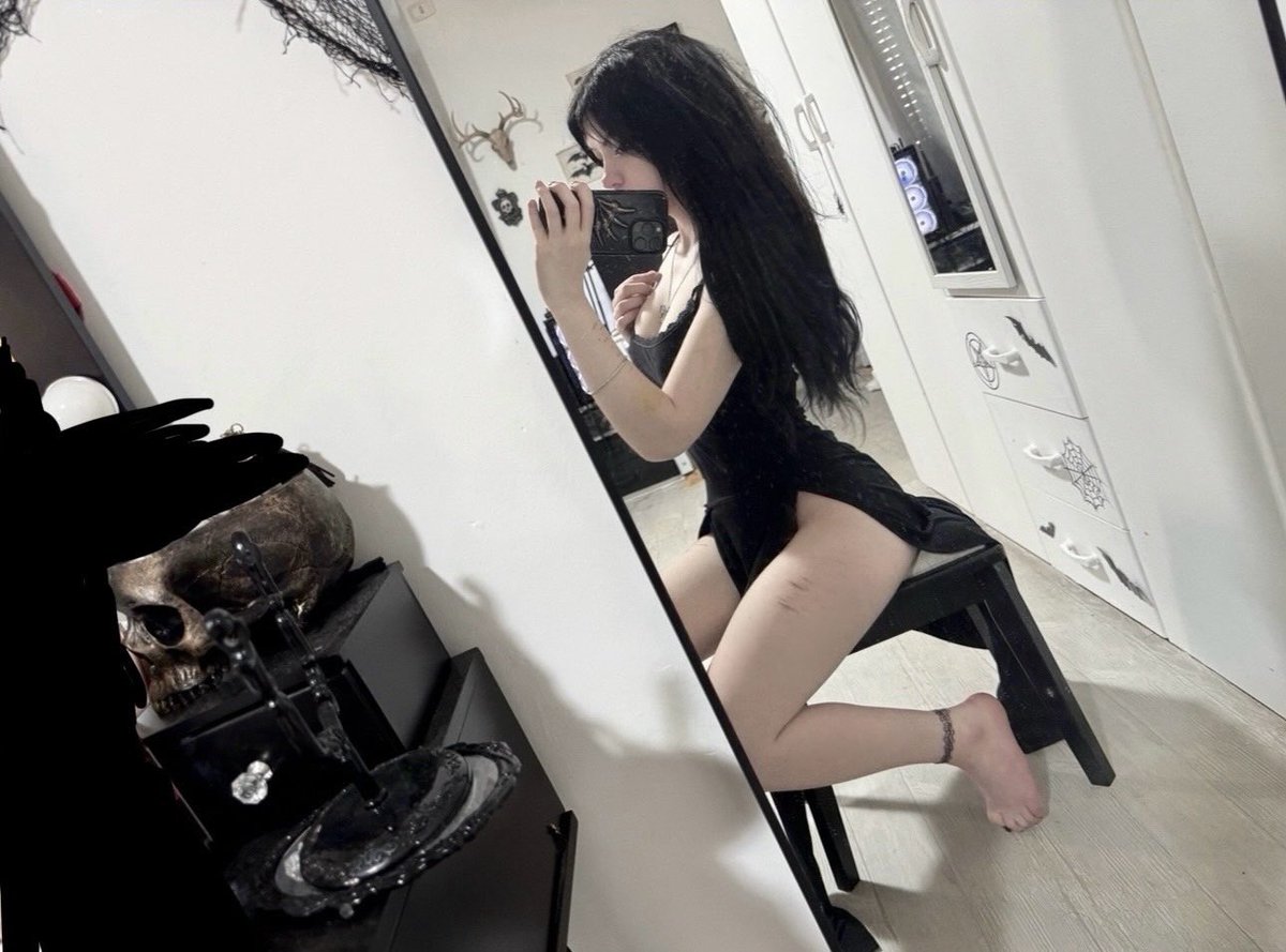 vampiryska's tweet photo. ^-^ https://t.co/G1kliLZpEx
