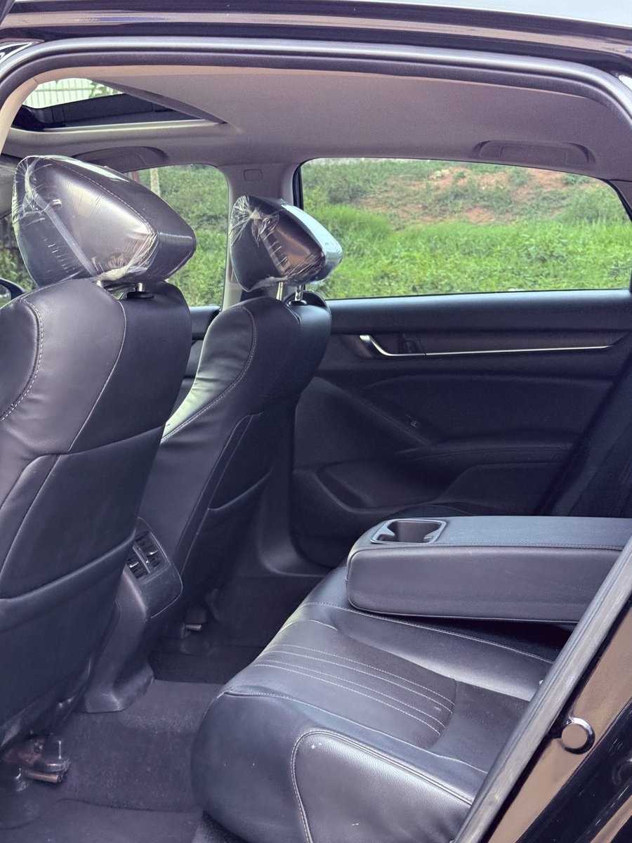 Foreign Used Honda Accord 🔥🔥
Year: 2018
Custom duty: Paid
Price: N27M
Location: Abuja
Call/Whatsapp 08056139710