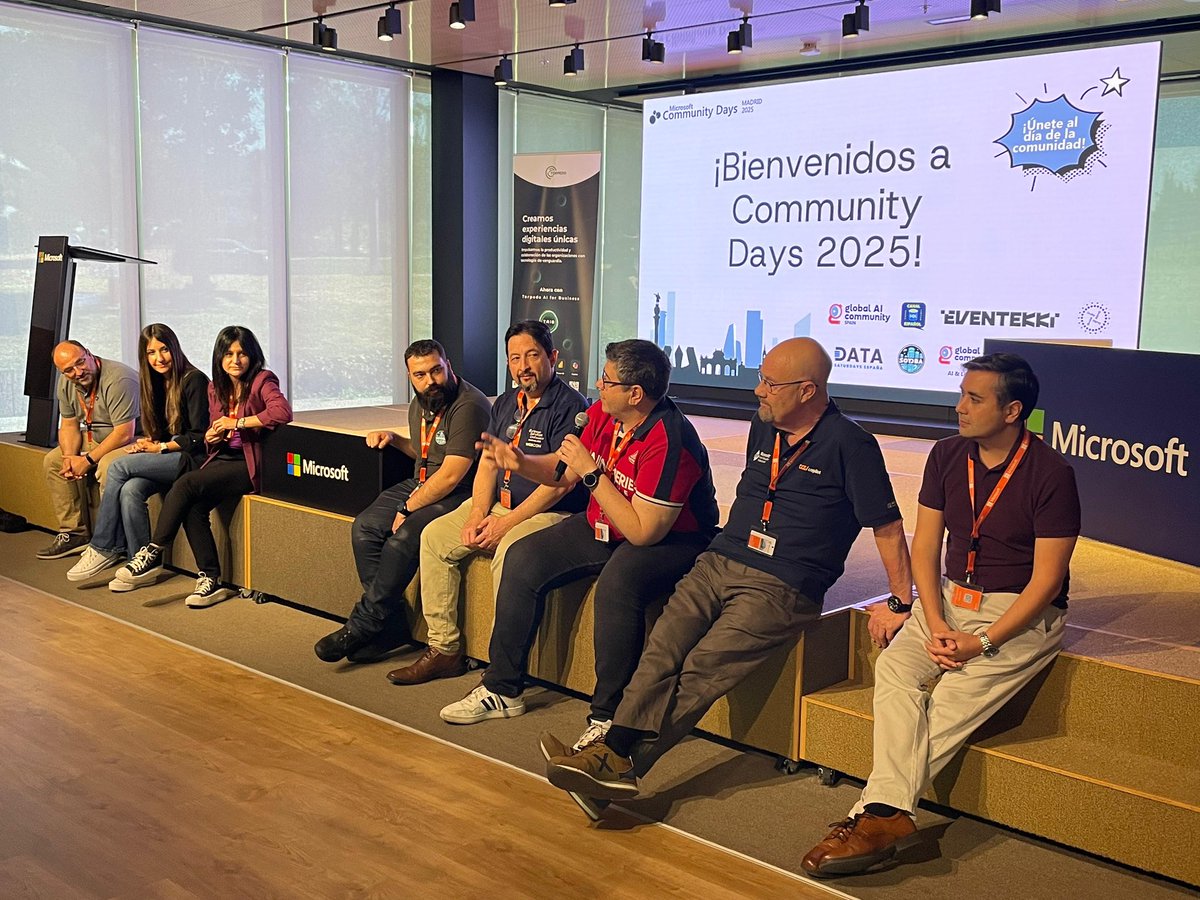Un momento clave en #MadCommunityDays ha sido la sesión con las comunidades, en las que hemos podido conocer la gran labor que hacen muchas personas por difundir su pasión por la tecnología. ¡Muchas gracias a todos y esperamos ser muchos más en la próxima! 👏🏼👏🏼