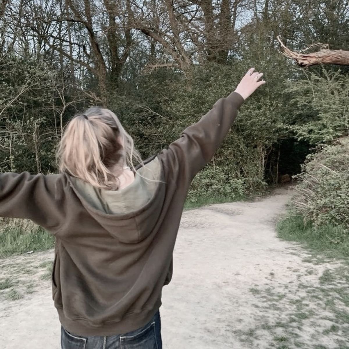 songsofgreene's tweet photo. “We all got jobs to do.”

Beth Greene
#twdrp #tlourp #mvrp https://t.co/bpvukT9miZ
