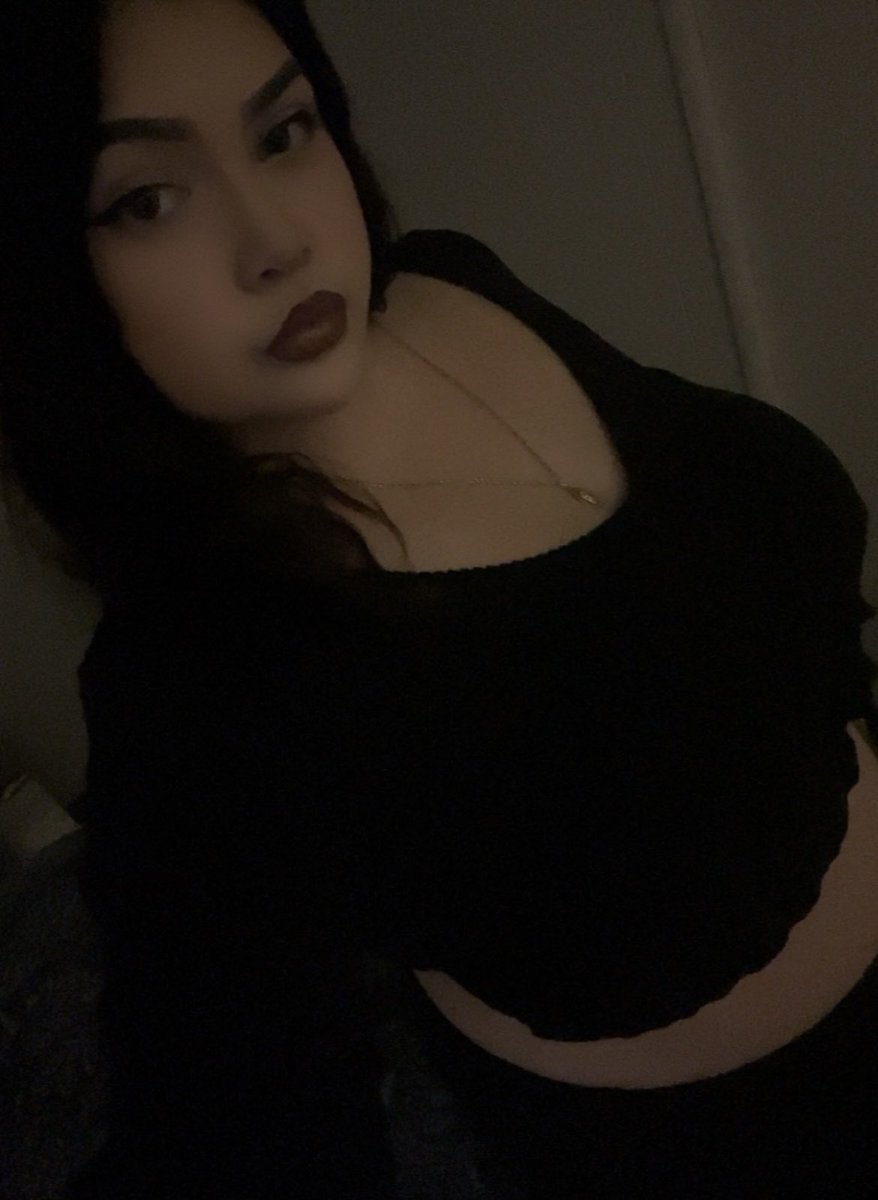 better in black🖤