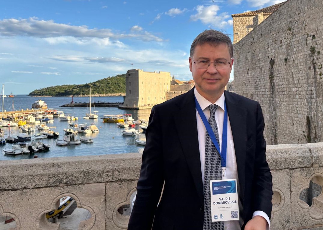 🟥 "Borse europee in crescita nonostante incertezze sui dazi USA"