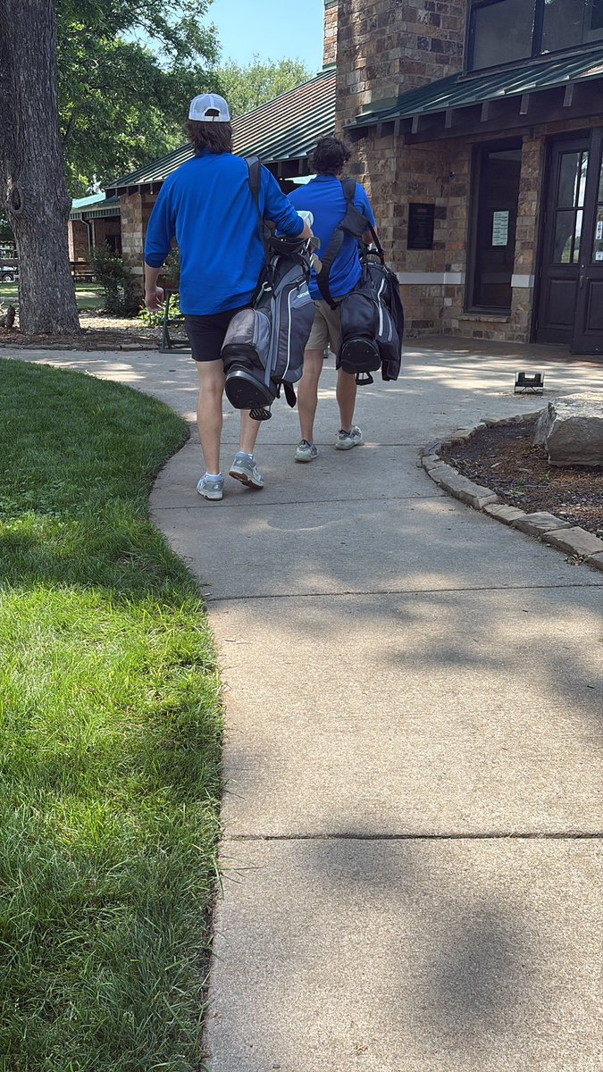 tousechiller's tweet photo. Matching polos for the tee time? Is this a play? https://t.co/nc5KsWehus