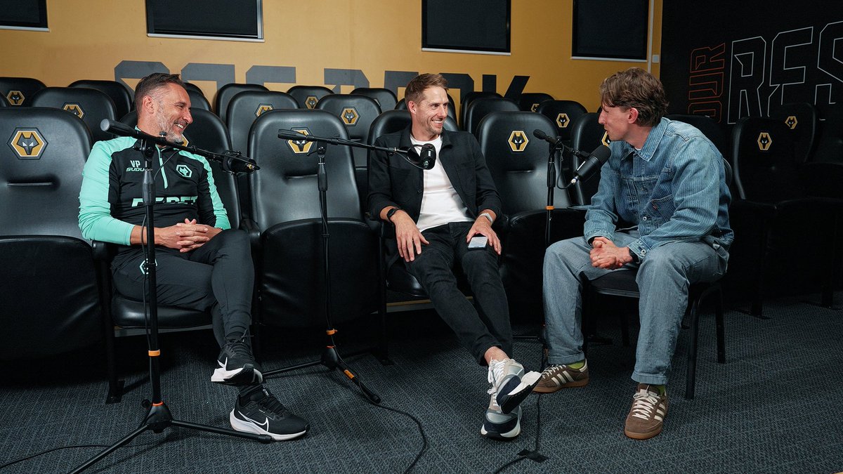 An absolute pleasure for me and <a href="/hollajamesbird/">James Bird</a> to sit down with Vitor Pereira and get an incredible insight into the world of his <a href="/Wolves/">Wolves</a> team and how is tactical mind is constantly at work ⚽️ 🧠 🐺 

Full podcast out now on Wolves Unpacked 🔥

pod.fo/e/2dbff7