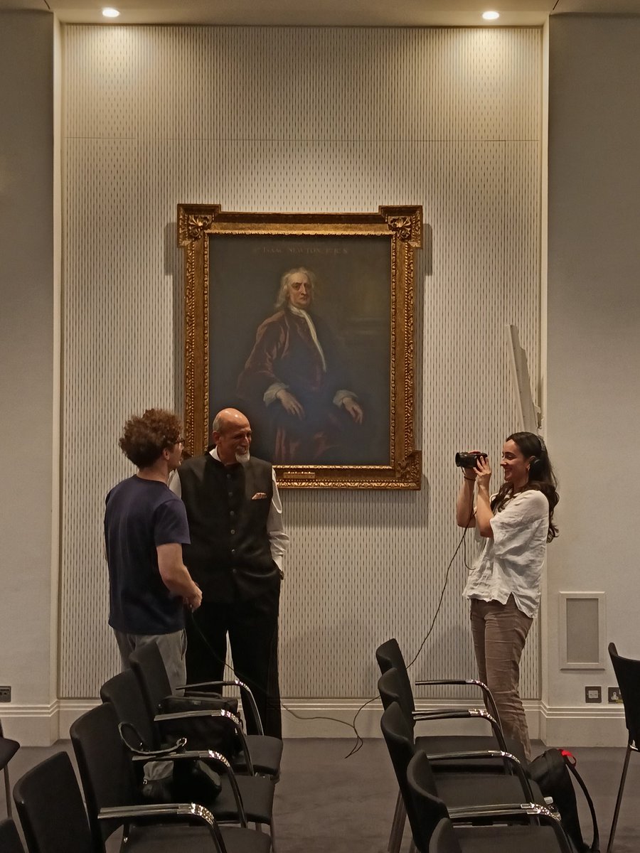 Alex Matthews-King (@amatthewsking) on Twitter photo Salim <a href="/ProfAbdoolKarim/">Salim & Quarraisha Abdool Karim</a> taking time to do an interview for <a href="/cityjournalism/">City Journalism</a> students after his <a href="/royalsociety/">The Royal Society</a> Faraday Lecture on Institutionalised disinformation in science.
Catch up with the talk here
royalsociety.org/science-events… Salim <a href="/ProfAbdoolKarim/">Salim & Quarraisha Abdool Karim</a> taking time to do an interview for <a href="/cityjournalism/">City Journalism</a> students after his <a href="/royalsociety/">The Royal Society</a> Faraday Lecture on Institutionalised disinformation in science.
Catch up with the talk here
royalsociety.org/science-events…