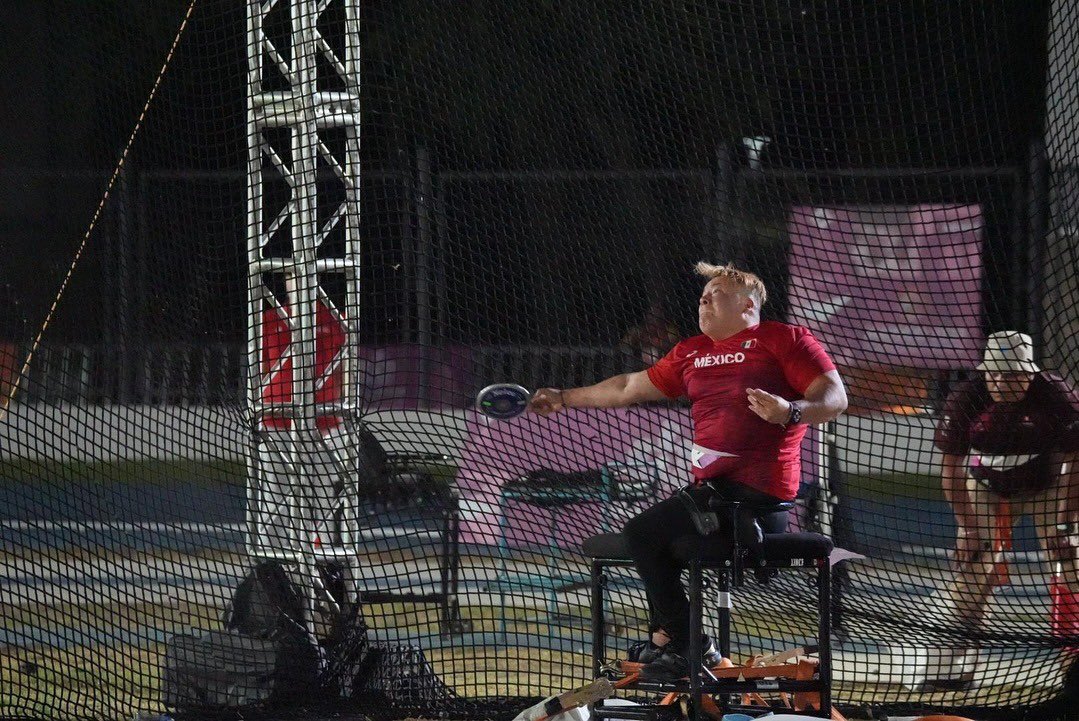 Rosa María Guerrero 🇲🇽 medallista de Juegos Paralímpicos París 2024, impone récord de América en lanzamiento de disco F55, con una marca de 27.61 metros.

➡️ El registro que se realizó en el Grand Prix Mundial Jalisco 2025 fue certificado por el Comité Paralímpico Internacional.