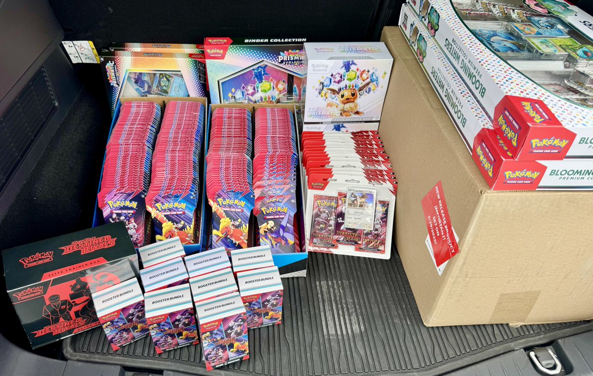 NO STREAM TONIGHT!!! Rippin’ packs and winning games all weekend though!!!

We also have a front page feature on <a href="/Twitch/">Twitch</a> 3pm-11pm ET this Saturday!!!!🫡

Hit me up if you’re wanting packs