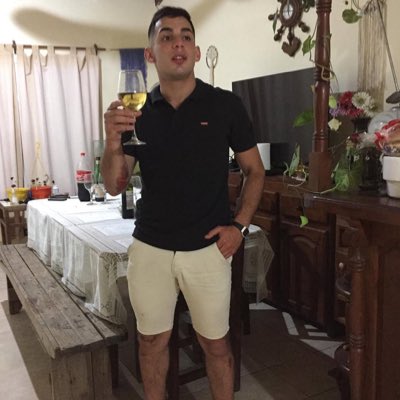 LautaroBernasc1's tweet photo. #NuevaFotoDePerfil https://t.co/9euYYC5y17
