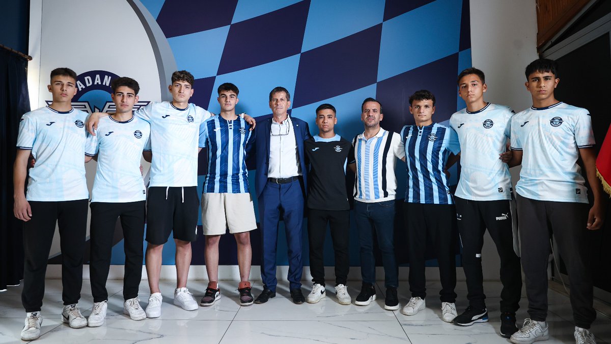 kulübümüzün güzel günlerinin çok yakın olduğunu; sporcularımızın hem kulübümüze hem de Türk futboluna önemli katkılarda bulunacağına inanıyoruz.